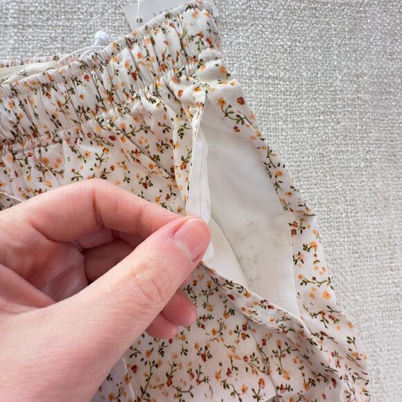 NWT Miann & Co Organic Floral Shorts 4 - Picture 3 of 6